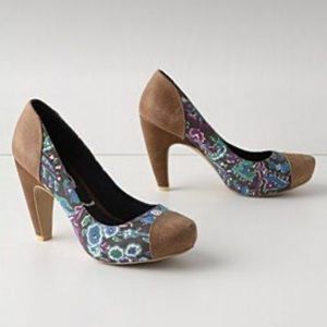 Anthropologie Pink Studio Y2K leather and textile pattern high heels shoes sz 8